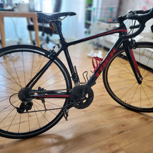 TREK Emonda S 로드 자전거 판매합니다. 이미지
