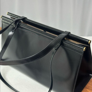 투티에 파라렐백 블랙 이미지