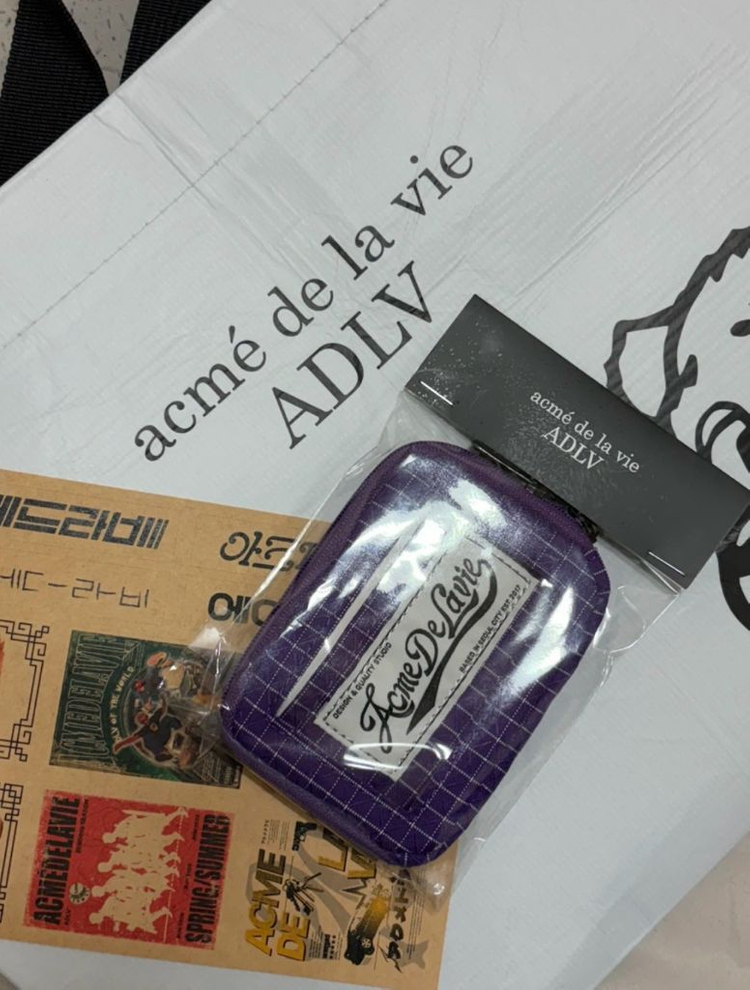 반택시무배 급처 )남•녀 공용가능( 키링 지갑 아크메드라비 정품 새상품 세트 이미지