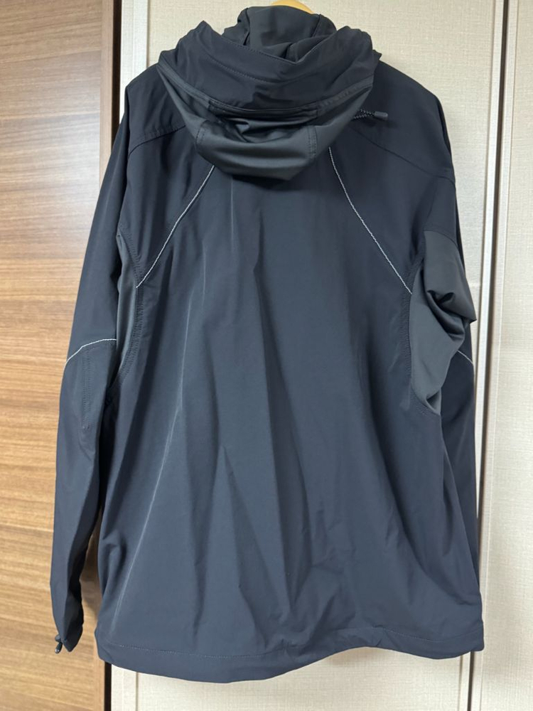 앤드원더 트랙자켓 3 블랙 라지 팝니다 이미지