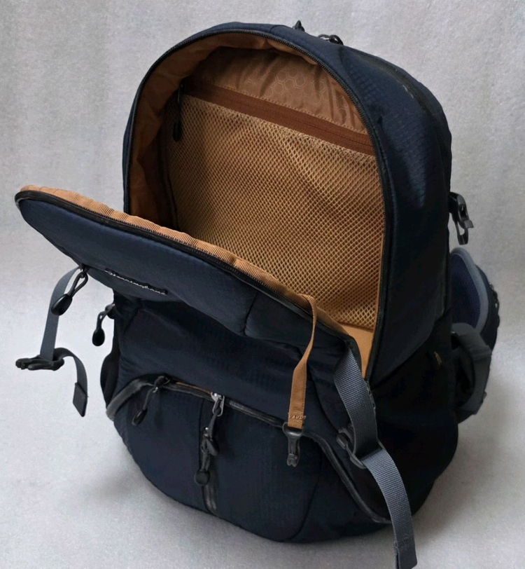 헤링본 Herringbone 트리핑 27L 카메라가방 노트북백팩--7