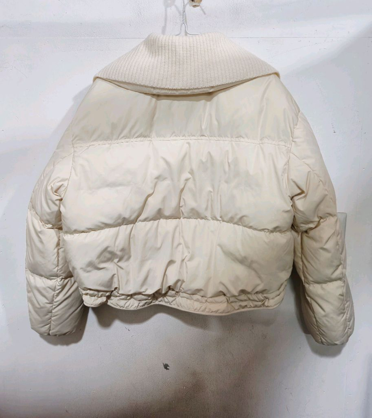 나이스클랍 아이보리 떡볶이 숏패딩--2