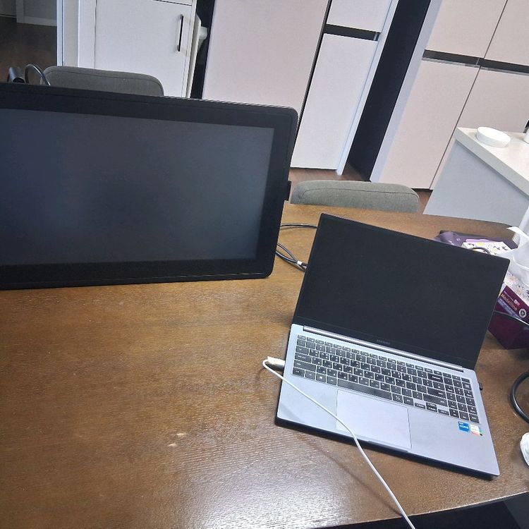 [S급/풀박스] 와콤 신티크 22 (DTK-2260) + 정품 스탠드 + 프로펜 2 포함--3