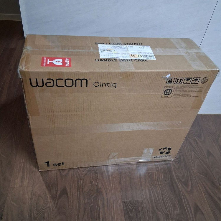 [S급/풀박스] 와콤 신티크 22 (DTK-2260) + 정품 스탠드 + 프로펜 2 포함--7
