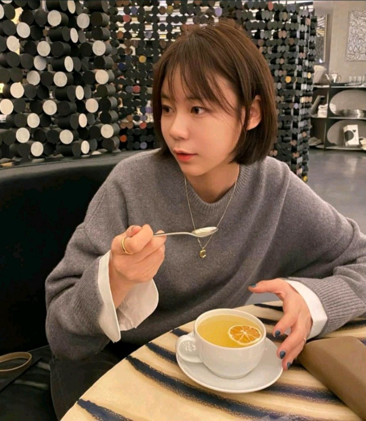 유메르 캐시 니트 ( 배송온 봉투 그대로, 새상품)--6