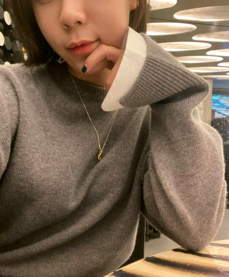 유메르 캐시 니트 ( 배송온 봉투 그대로, 새상품)--7