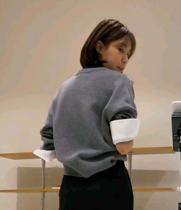 유메르 캐시 니트 ( 배송온 봉투 그대로, 새상품)--8