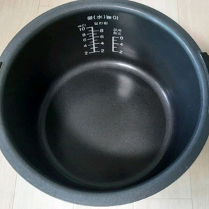 쿠첸 10인용 밥솥 내솥 (모델명: BJP-1057FW) 판매합니다.