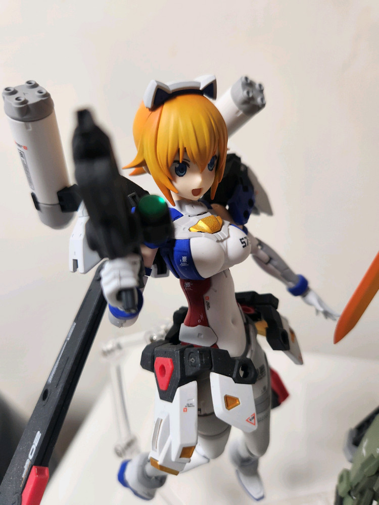 건담 건프라 걸프라 아미걸즈 2종 일괄--1