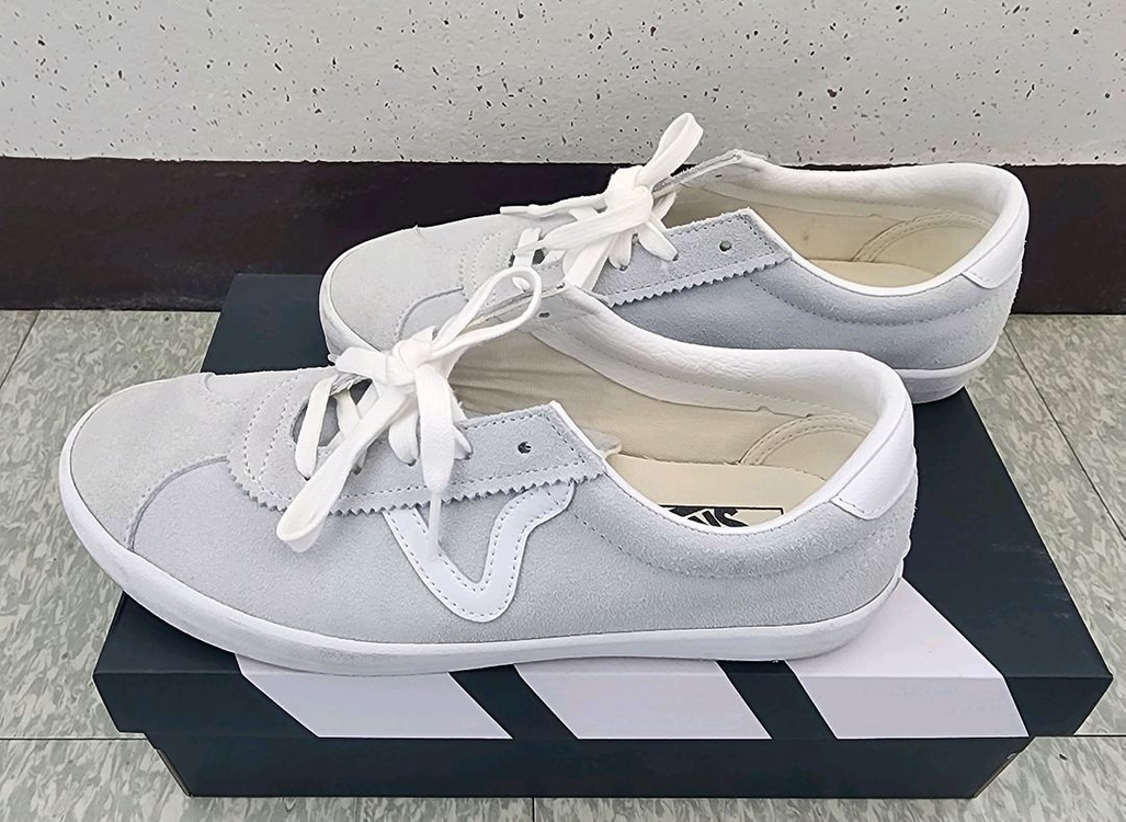 반스 신형 디자인 남녀공용 어센틱 스니커즈-265--1