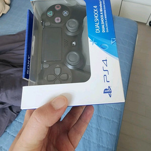 플스4 듀얼쇼크 제조일자 2020이후 듀얼쇼크4