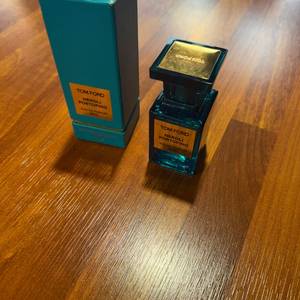 톰포드 네롤리 포르토피노