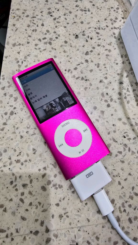 아이팟 나노 4세대 8gb 핑크 이미지