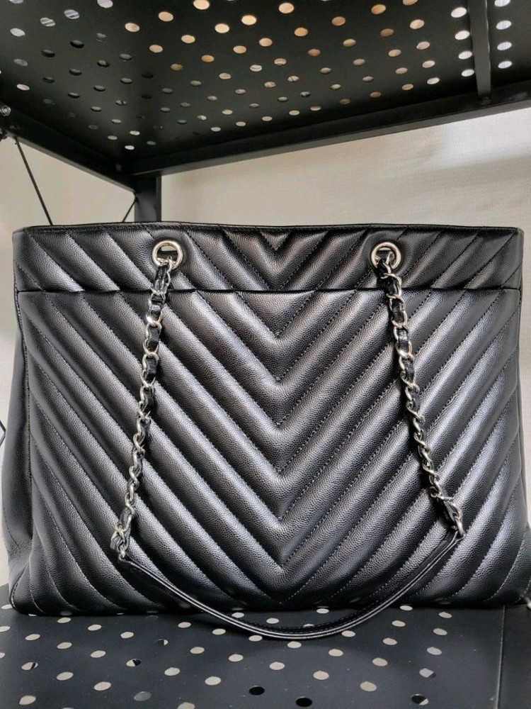 정품 샤넬 캐비어 쉐브론 체인 숄더백--1