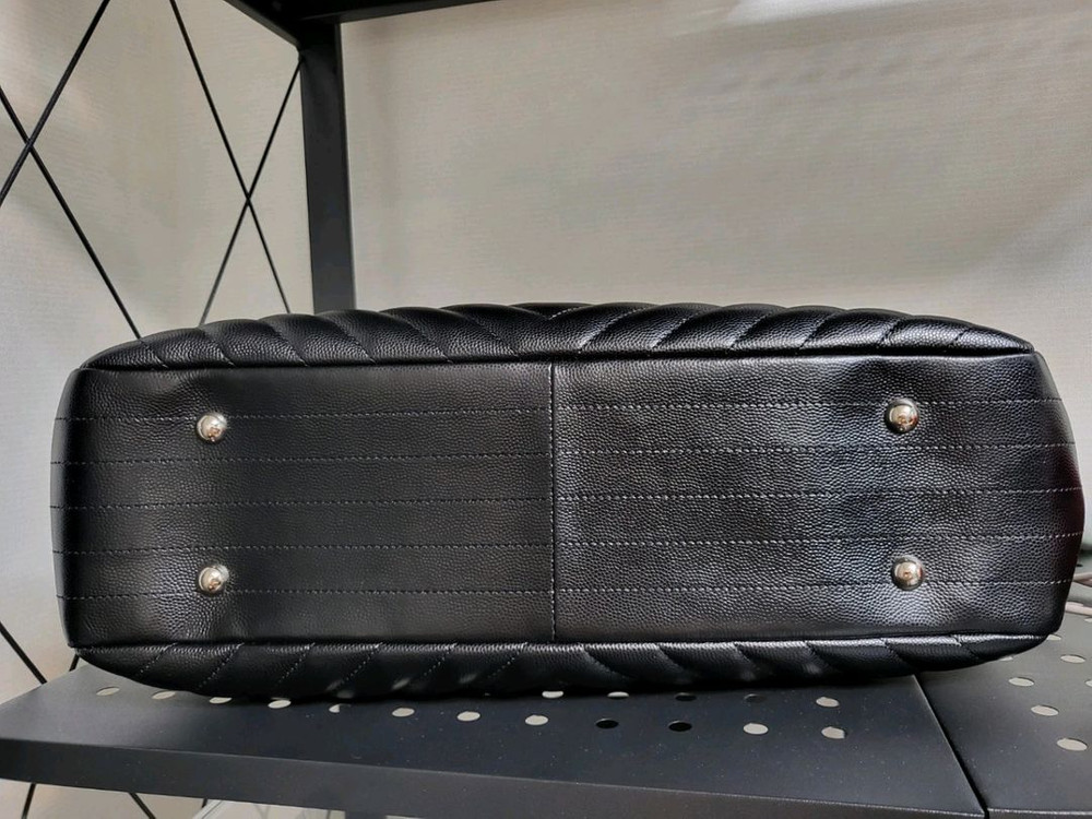 정품 샤넬 캐비어 쉐브론 체인 숄더백--5