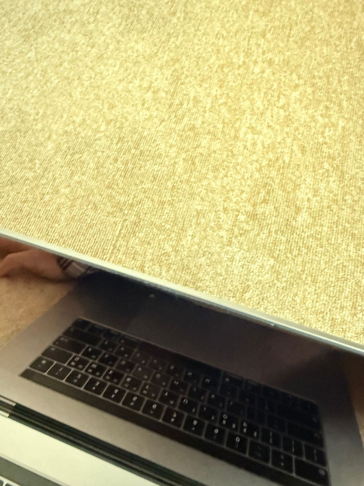 맥북 프로 15인치 2019 i9 16GB 512GB--1