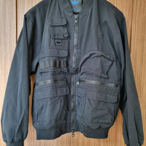 adidas 아디다스 오리지널 불꽃 오버핏 블랙 MA1 봄버 점퍼 국내 103~105사이즈 새제품 판매합니다~!