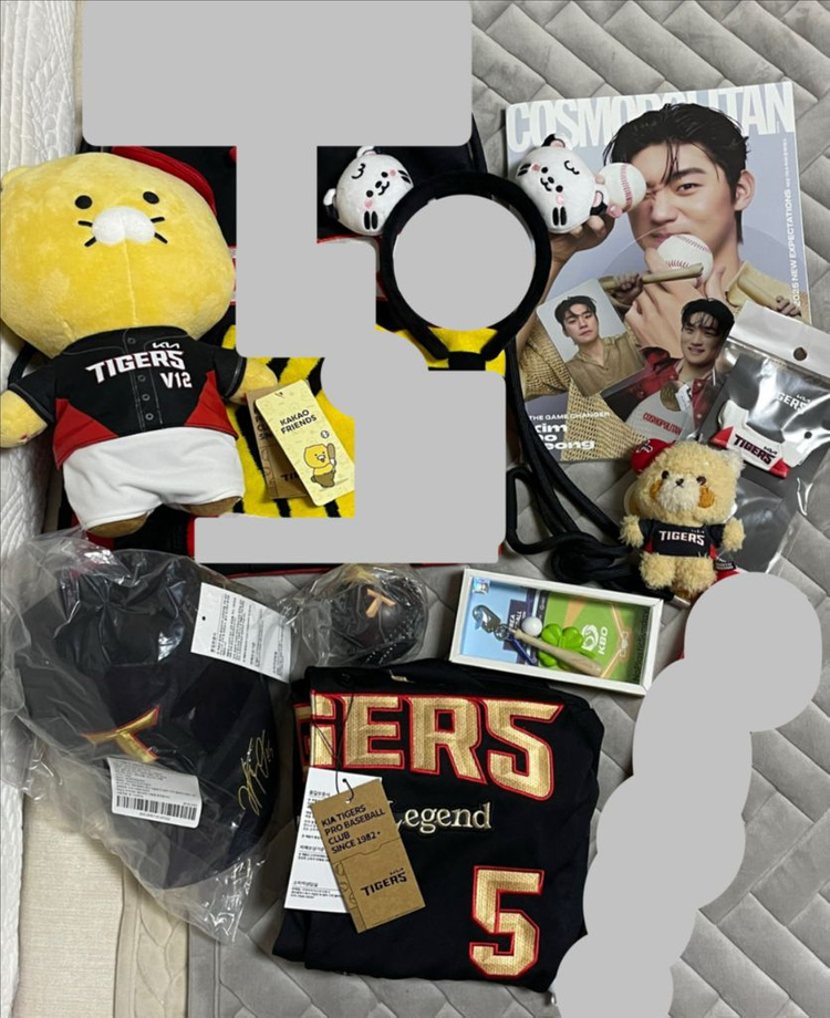 기아타이거즈 춘식이인형 레시키링 머플러 태그미럭키 김도영 10 텐 텐 월간 유니폼 모자 야구공 kia 머리띠--0