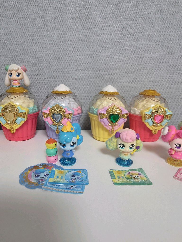 새콤달콤티니핑)커핑머핑피규어+요거핑등 일괄(디저트티니핑)--3