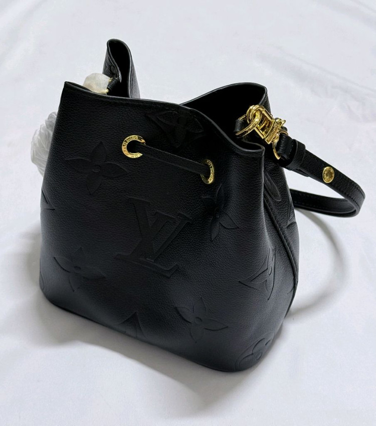 새상품>미니 블랙 네오노에--1