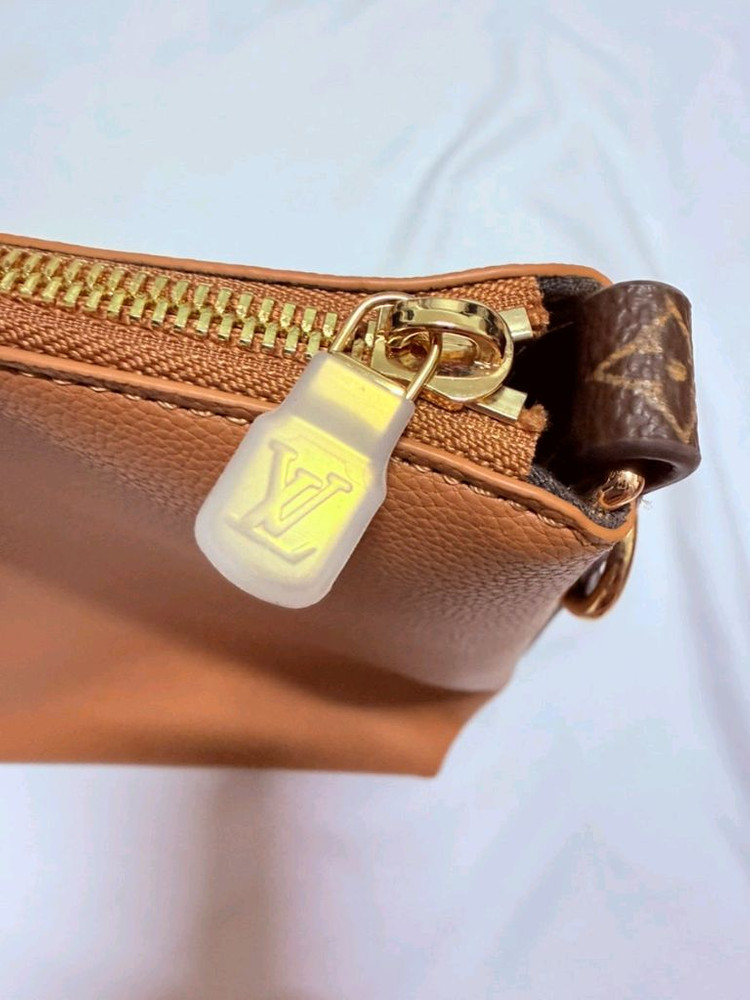 풀박스 새상품>멀티패스 호보 브라운--5