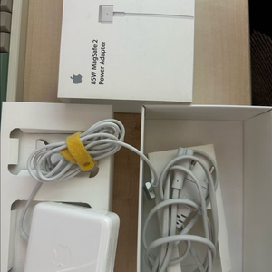 맥세이프 어댑터