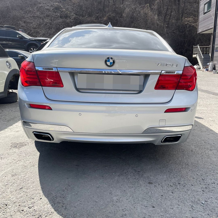 [ BMW 750LI F02 ] 실내 or 전장 및 외장 부품 판매 합니다--1