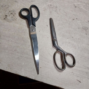 날 상태 양호한 독일 가위 2종
