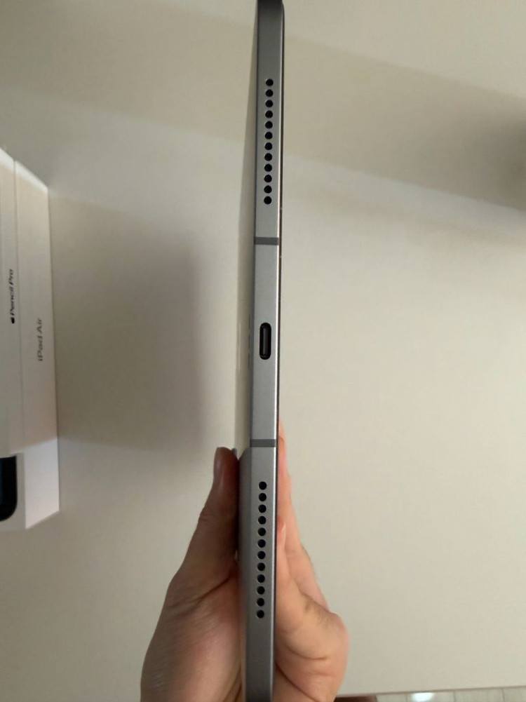 아이패드에어11 m3 셀룰러--6