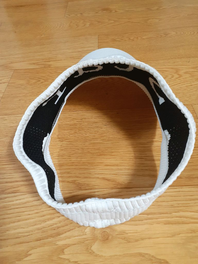 모자 예쁜니다 고급스러워요 요즘 많이 사용해요 미리준비하세요 각각 3000--2