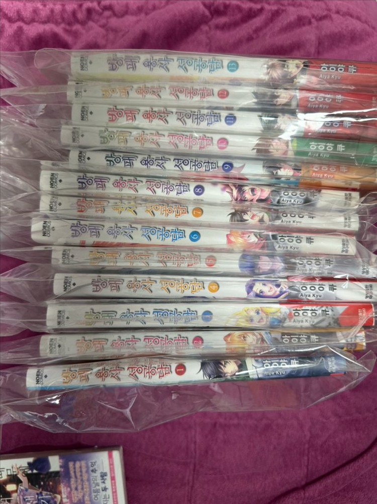 방패용사성공담 전권 올초판 판매합니다--2