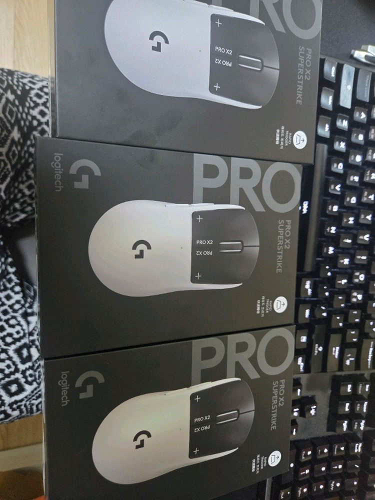 미개봉 새상품 로지텍 지슈스 슈퍼스트라이크 마우스 팝니다--1