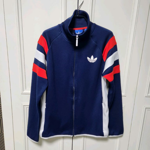 (95)아디다스 트레포일 피티드 트랙탑