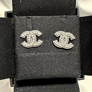 샤넬 귀걸이 샤넬 cc 귀걸이 은장