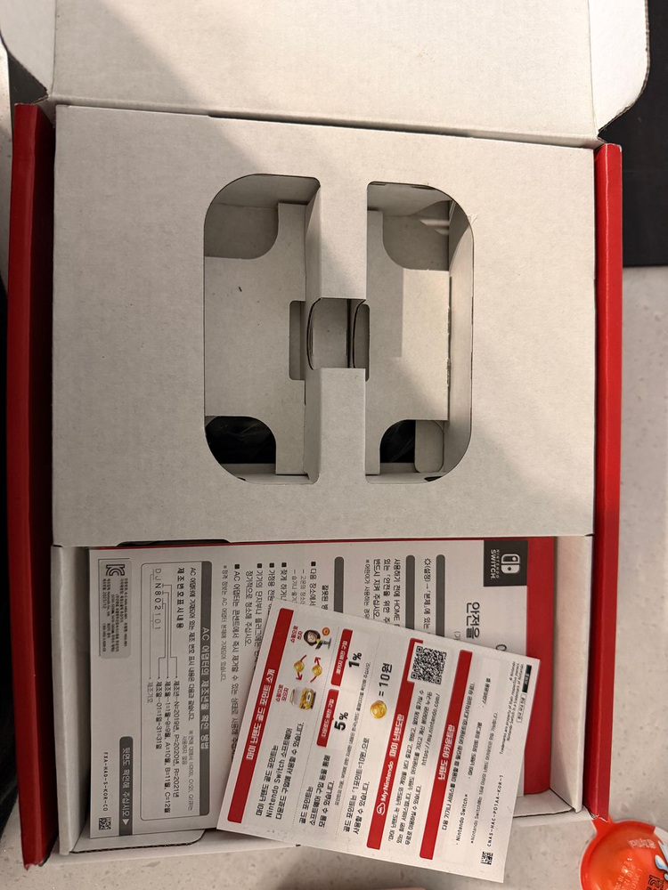 휴대용 게임기 OLED 핑크케이스 이미지