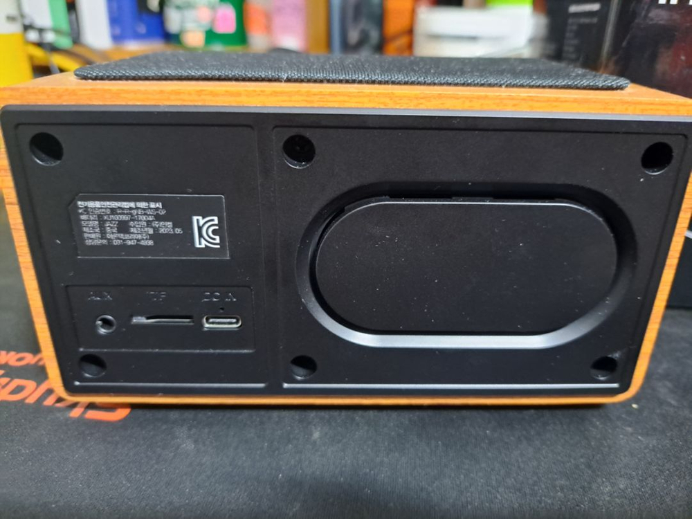 인켈 LED 블루투스 스피커/라디오/폰고속충전--2