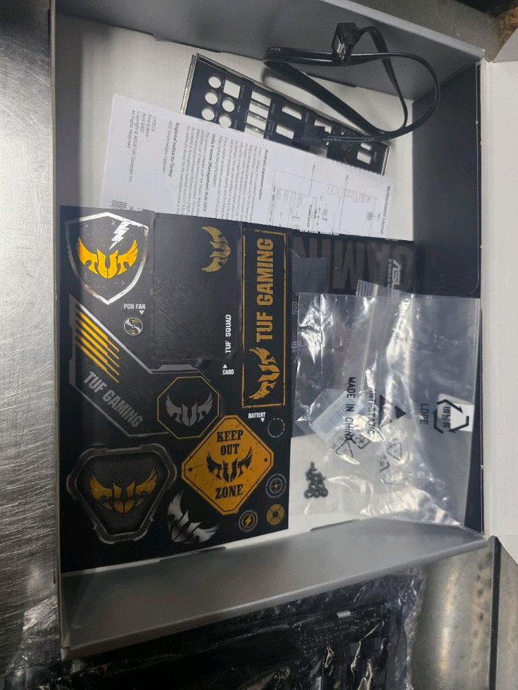 AMD Ryzen 7 5800X + ASUS TUF GAMING B550-PLUS 세트 판매합니다--5