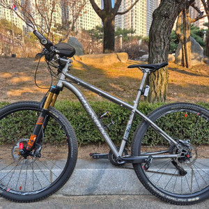 엘파마 룩손 XTR 22단 16인치