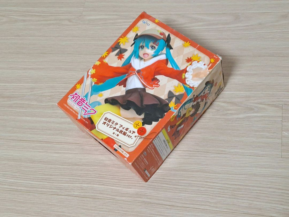 타이토 하츠네 미쿠 가을 옷 하츠네미쿠 오리지널 피규어 스케일--1