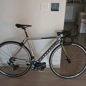 캐논데일 슈퍼식스 에보 하이모드 팀카