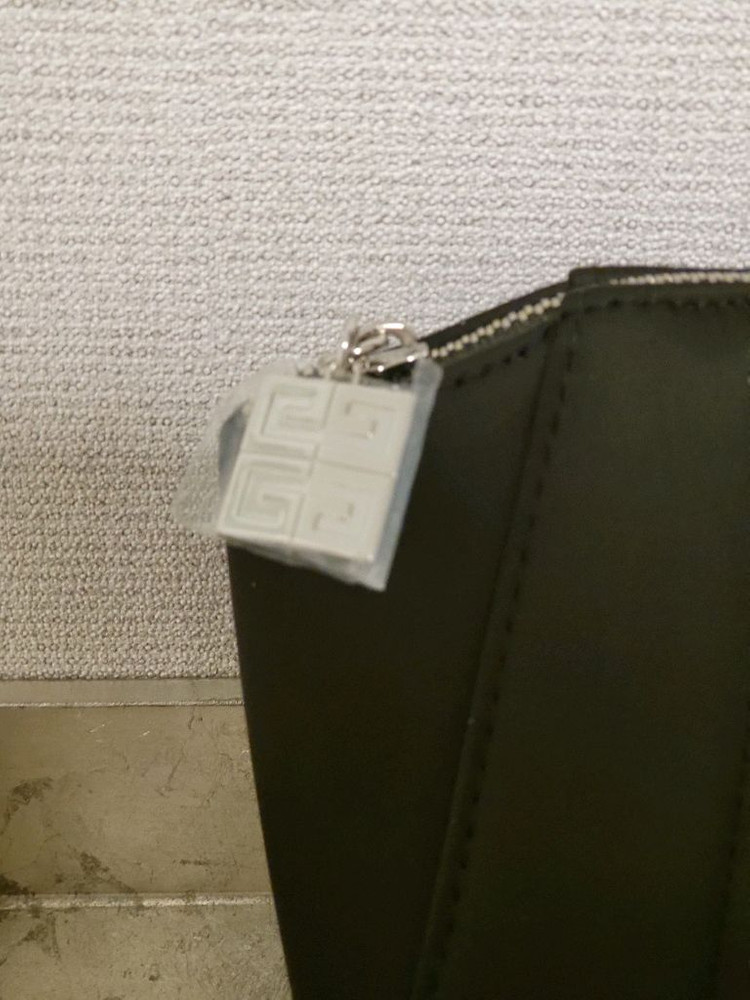 지방시 파우치--2