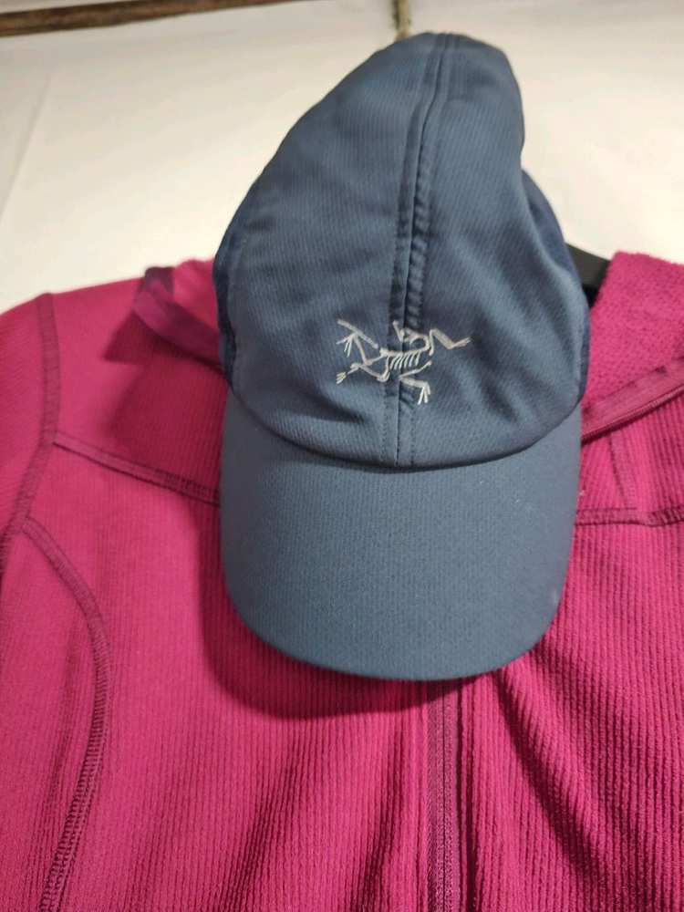 아크테릭스 여성 후드 집업 버건디--9