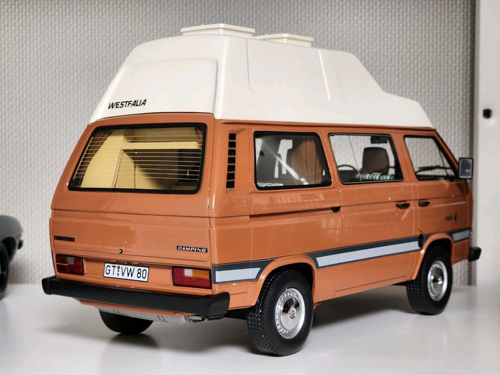 프리미엄클래식 폭스바겐 WESTFALIA 캠핑카 1:18 이미지