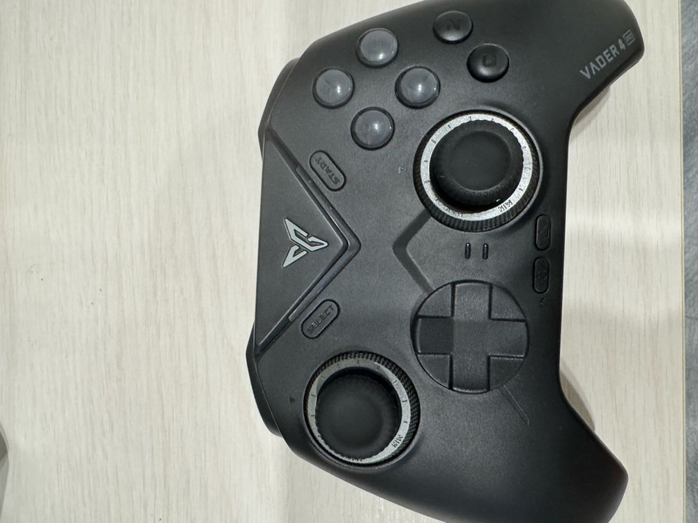 베이더 4 프로 + 충전독 세트로 팝니다--1