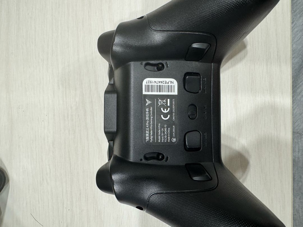 베이더 4 프로 + 충전독 세트로 팝니다--2