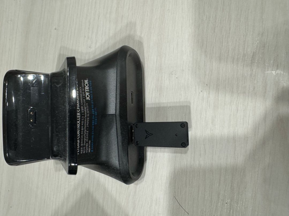 베이더 4 프로 + 충전독 세트로 팝니다--4