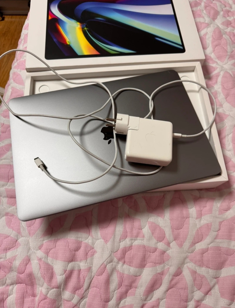 맥북 프로 16인치 i7 16GB 384GB--2