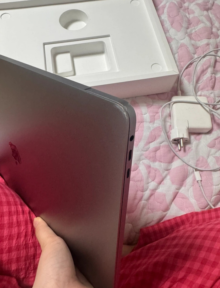 맥북 프로 16인치 i7 16GB 384GB--5