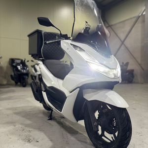 혼다 Pcx125 23년형 ABS 4만Km 판매합니다. 이미지