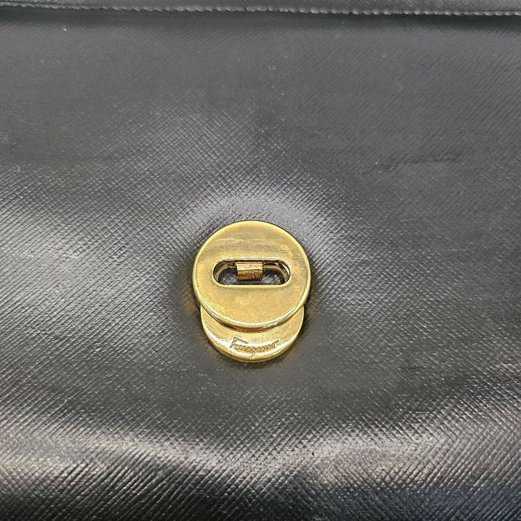 정품 페라가모 지니 체인 크로스백--6